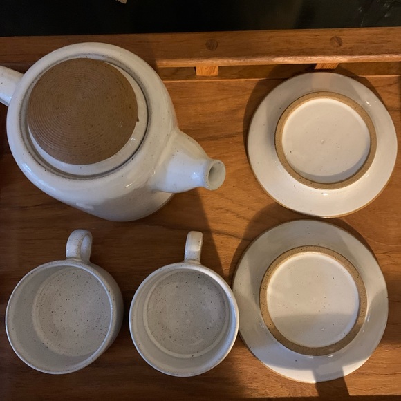 Scandinavian Coffee Tea Pot & 3 cup and saucer Set - Picture 6 of 10